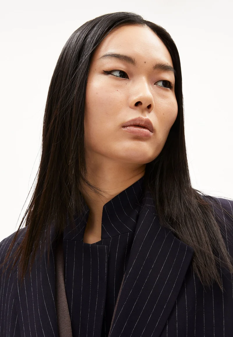 MIKAALA PINSTRIPE | night sky-white