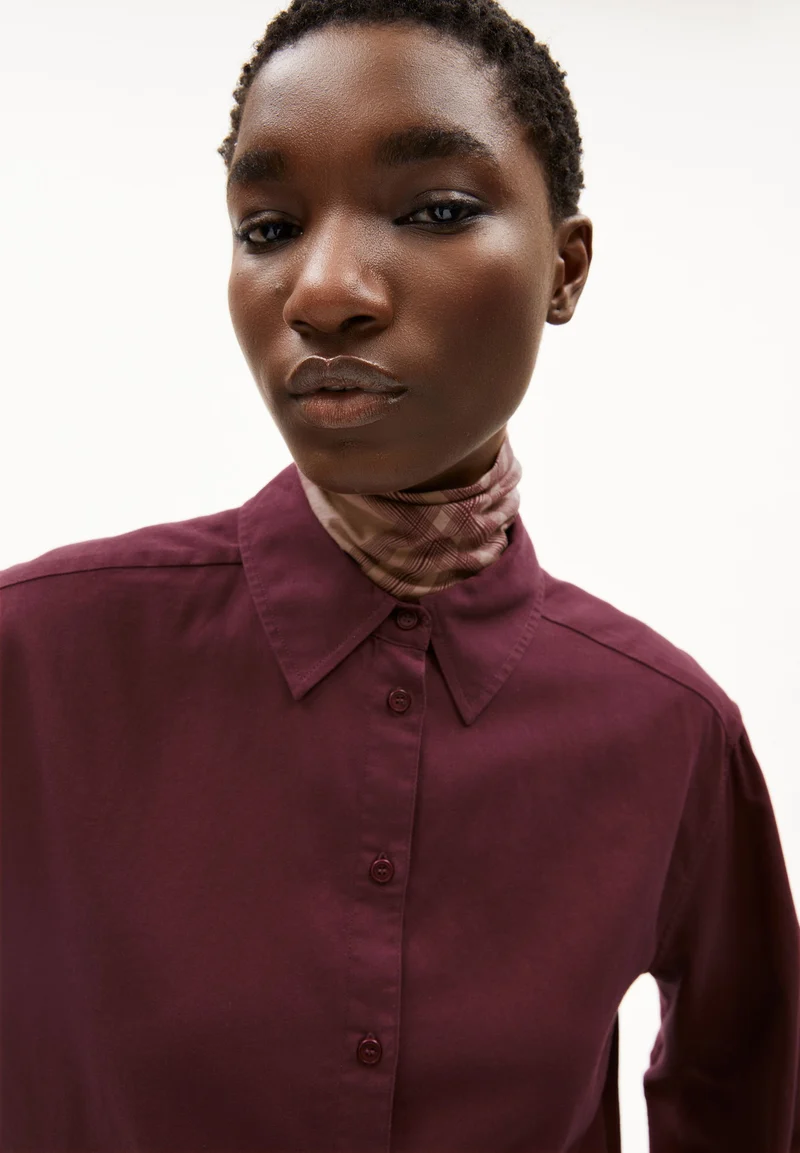 JOELENAA BRUSHED | cranberry juice