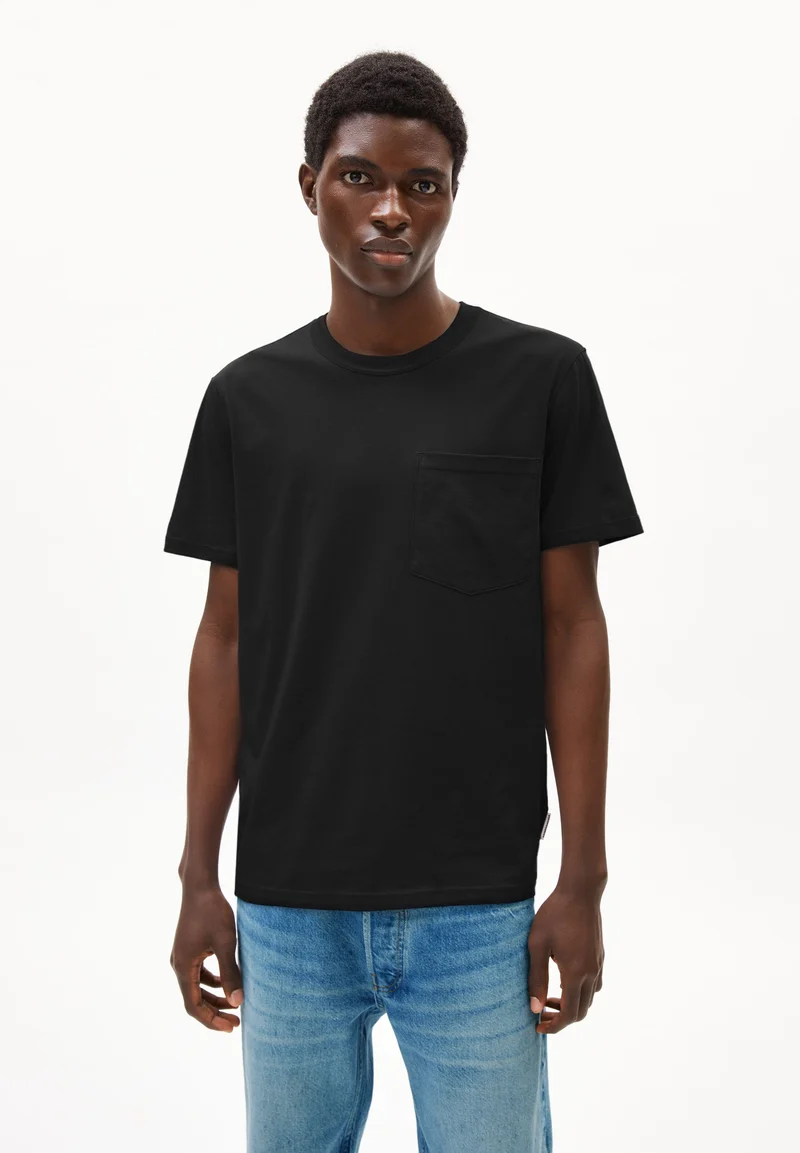 MAARKOS POCKET T-SHIRT | black