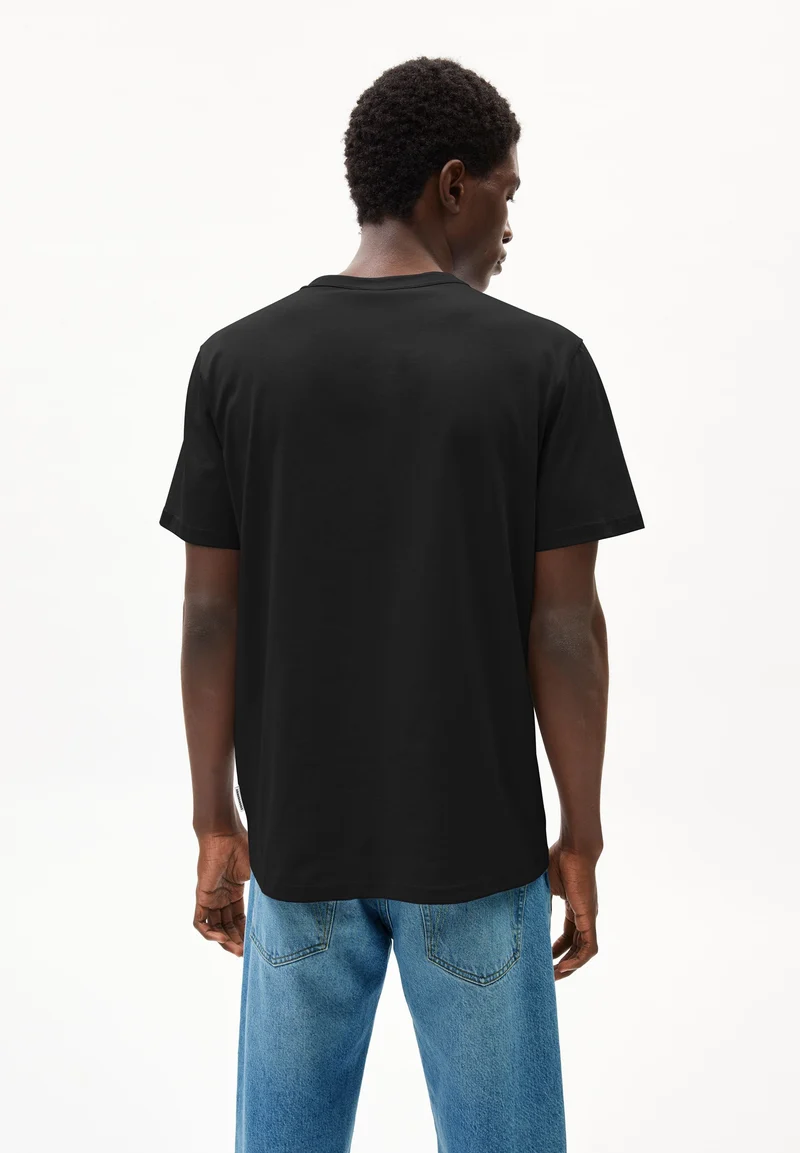 MAARKOS POCKET T-SHIRT | black