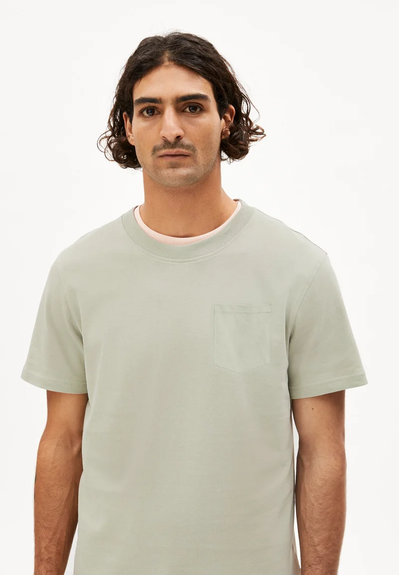 MAARKOS POCKET T-SHIRT | seagreen