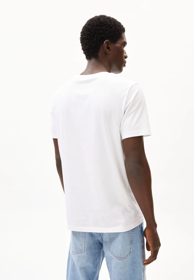 JAAMES SMILE | white