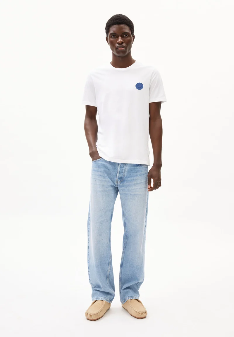 JAAMES SMILE | white