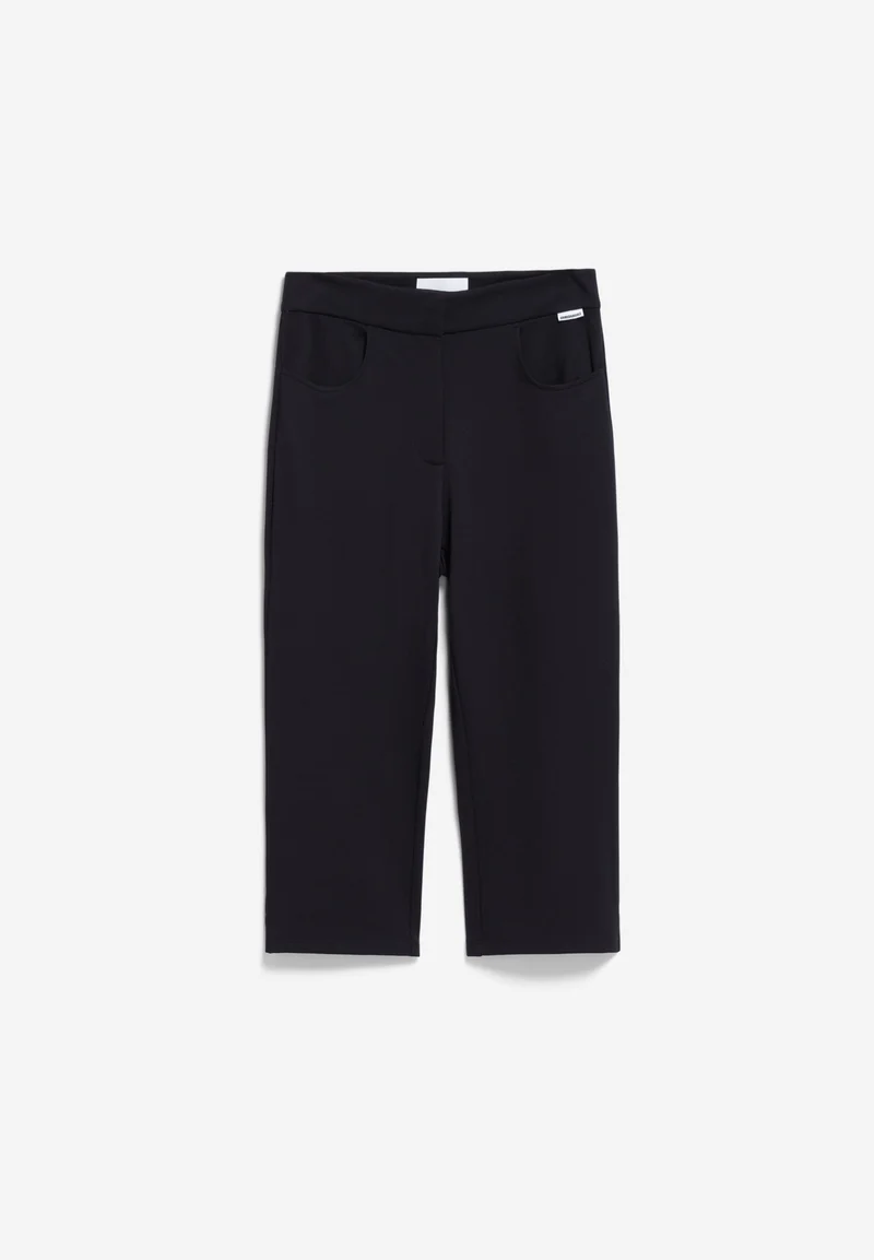 MOONBAA | black