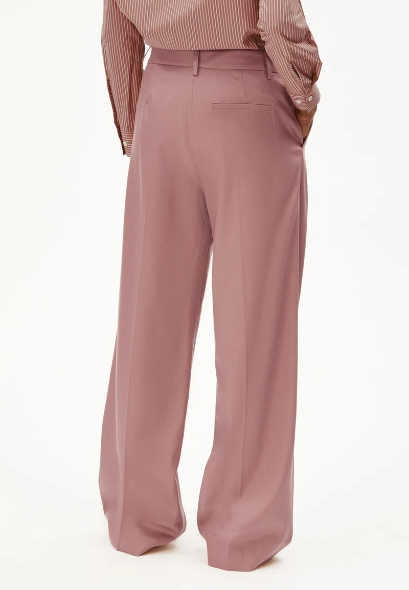 LEANDRAA HOSE | light berry