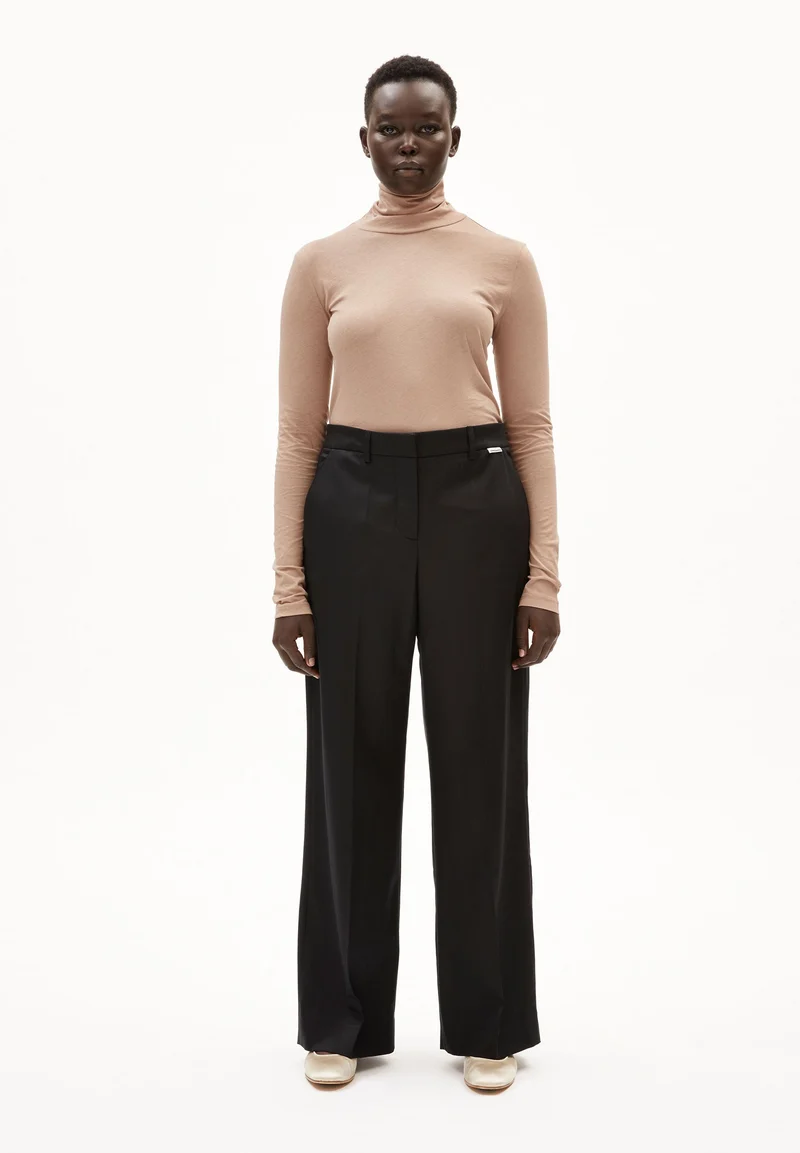 LEANDRAA HOSE | black