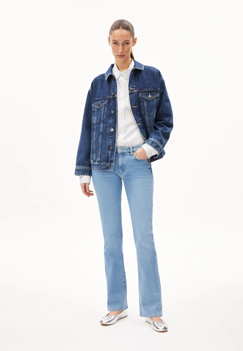 LINNAA LOW | easy blue