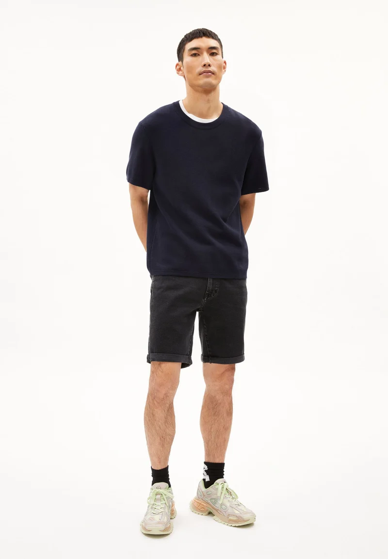 NAAILO | black washed authentic
