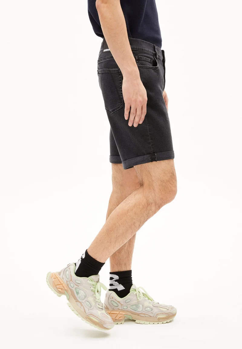 NAAILO | black washed authentic