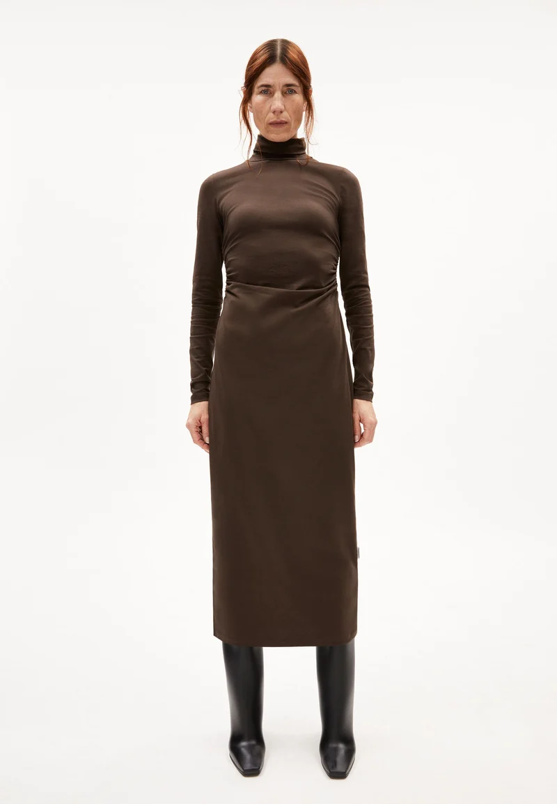 ADAAJA LONGSLEEVE | coffee