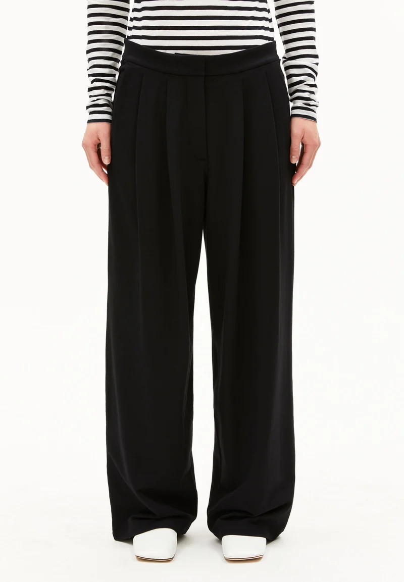 LIRAA LOU WIDELEG