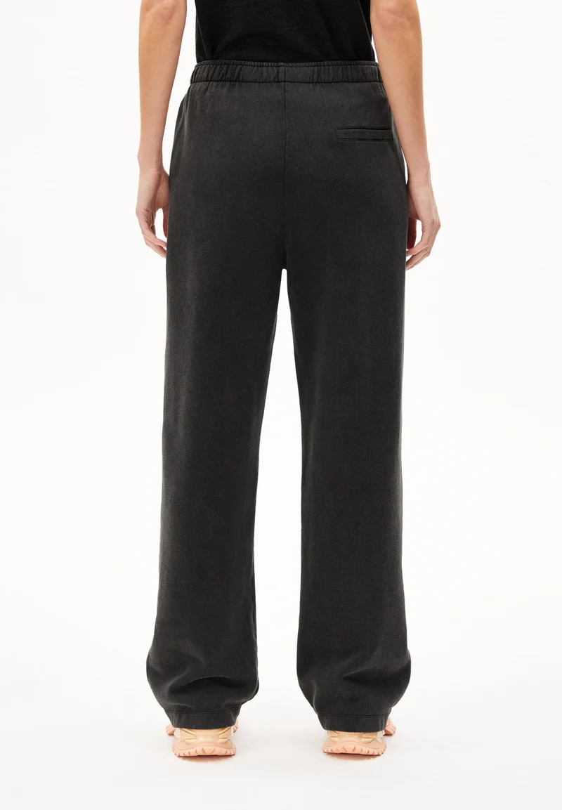 IVAARA WASH | black