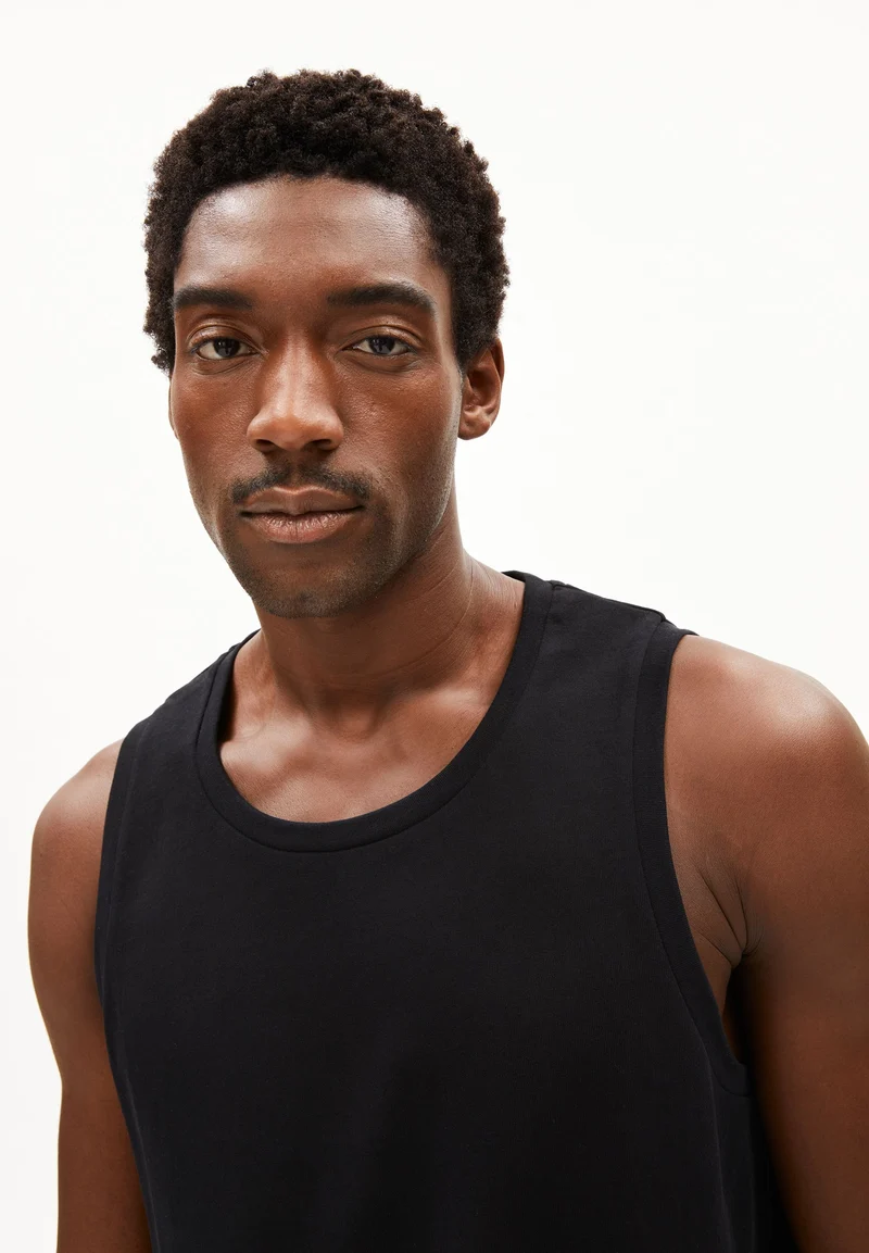 HEAVY WEIGHT TANKTOP | black