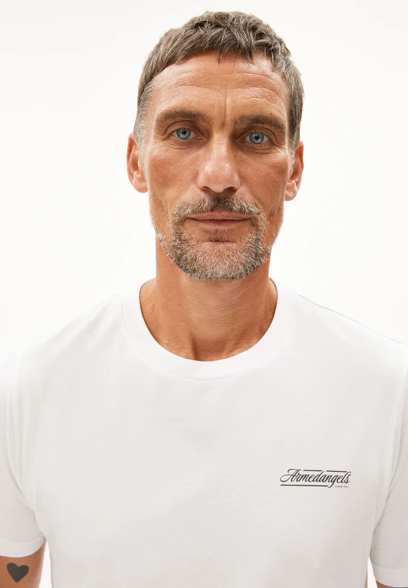 JAAMES ARMEDANGELS | white