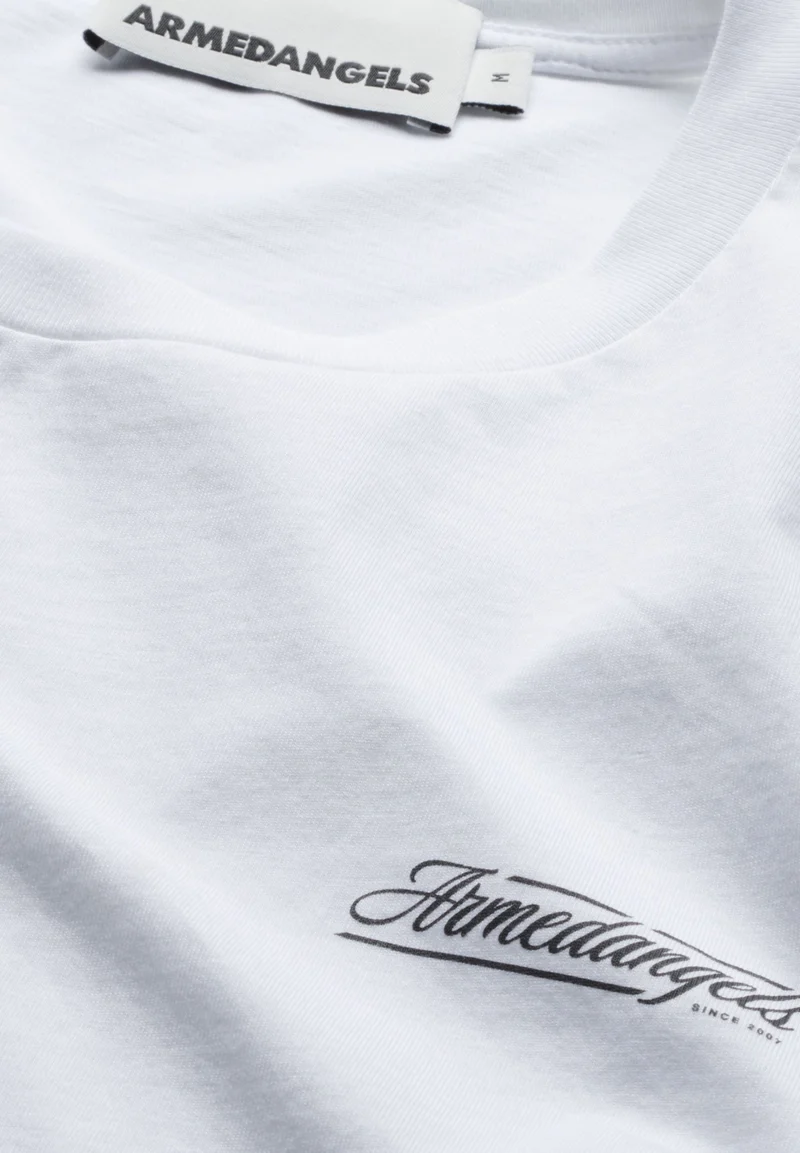 JAAMES ARMEDANGELS | white
