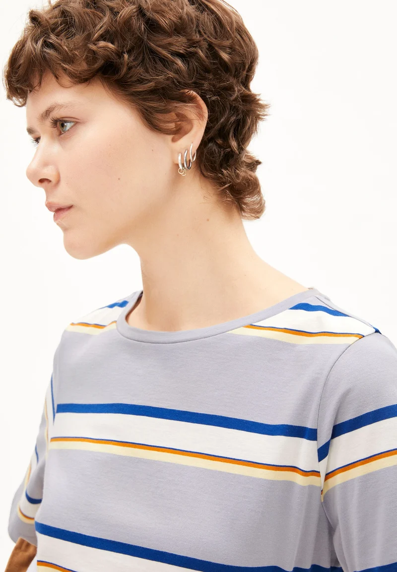 FINIAA MULTI STRIPES | misty morning