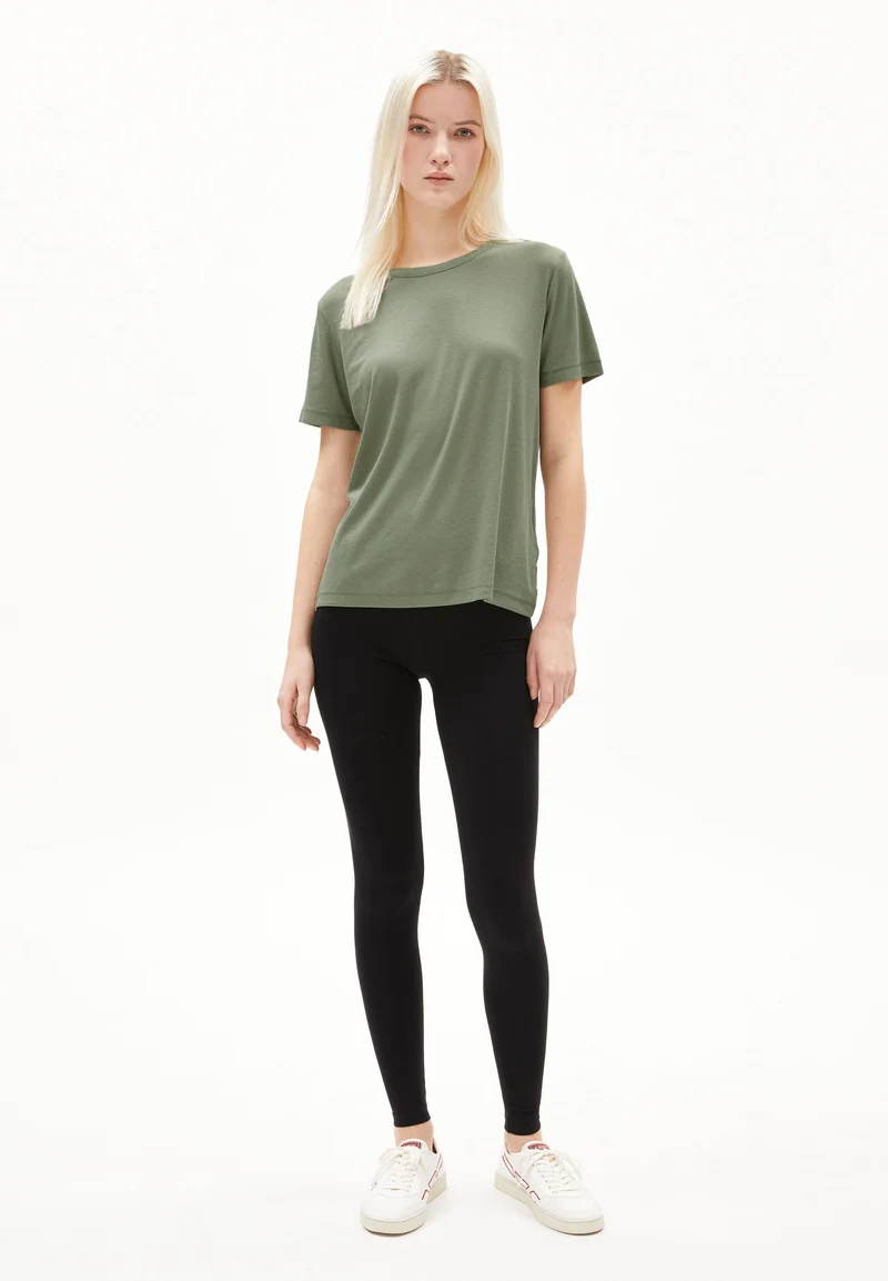 GENESAA | grey green