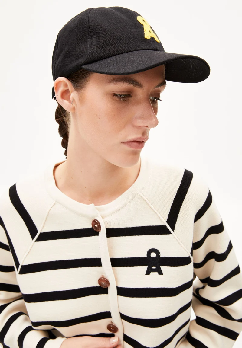 NAADJA STRIPES | oatmilk-black