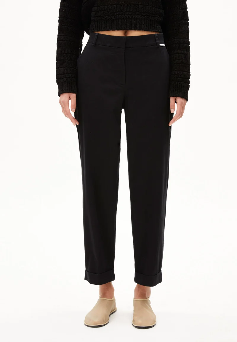 KAADWI HOSE | black
