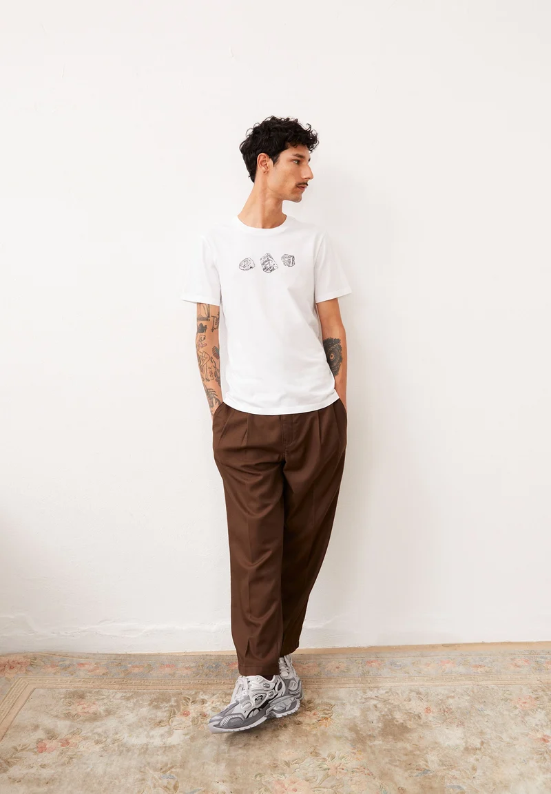 JAAMES TRIPPLE | white