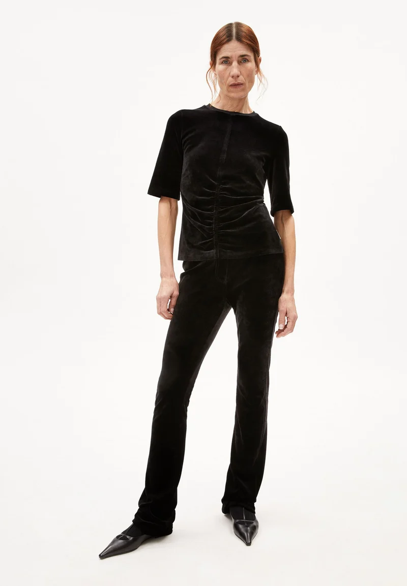 RONJAAL | black