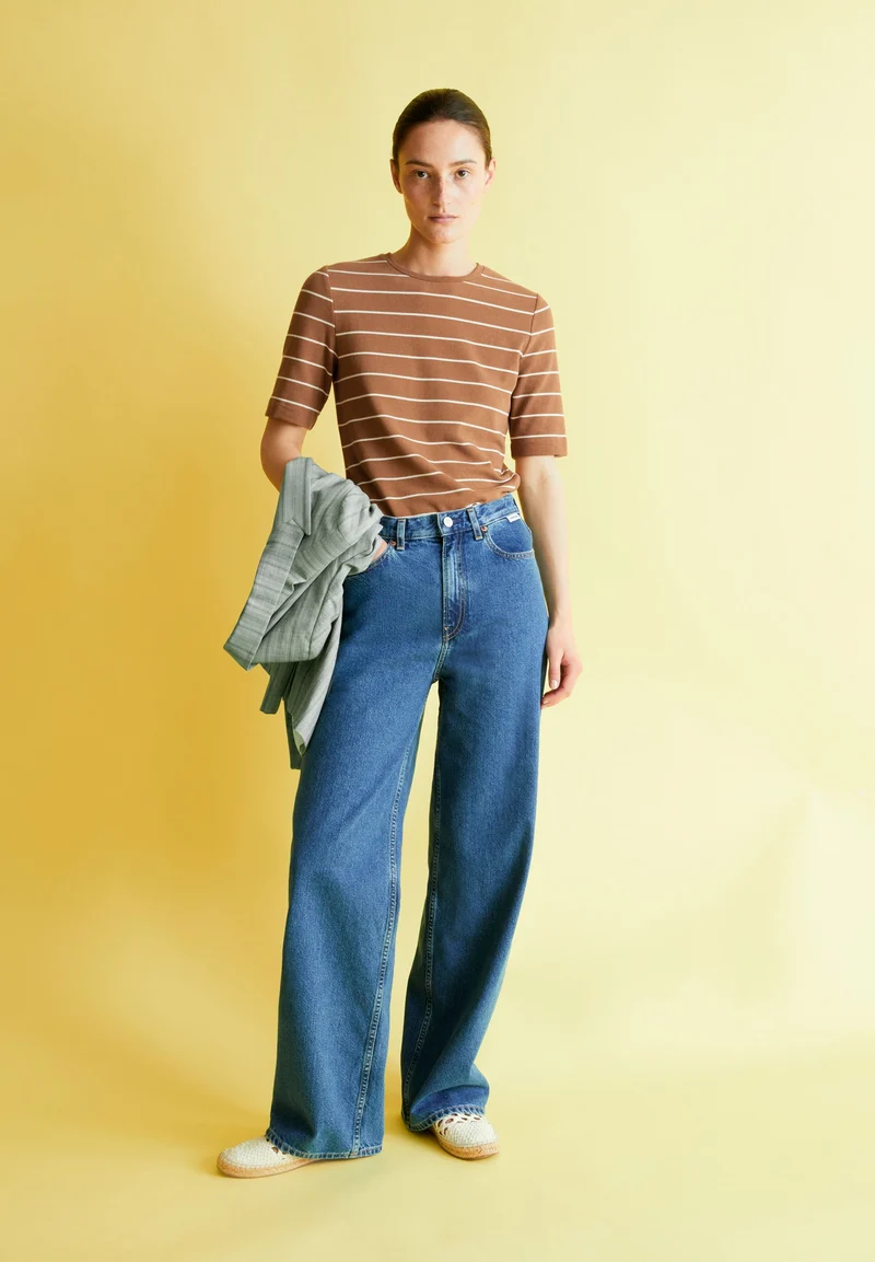 JAANISARA GESTREIFTES T-SHIRT | pale umber-oatmilk