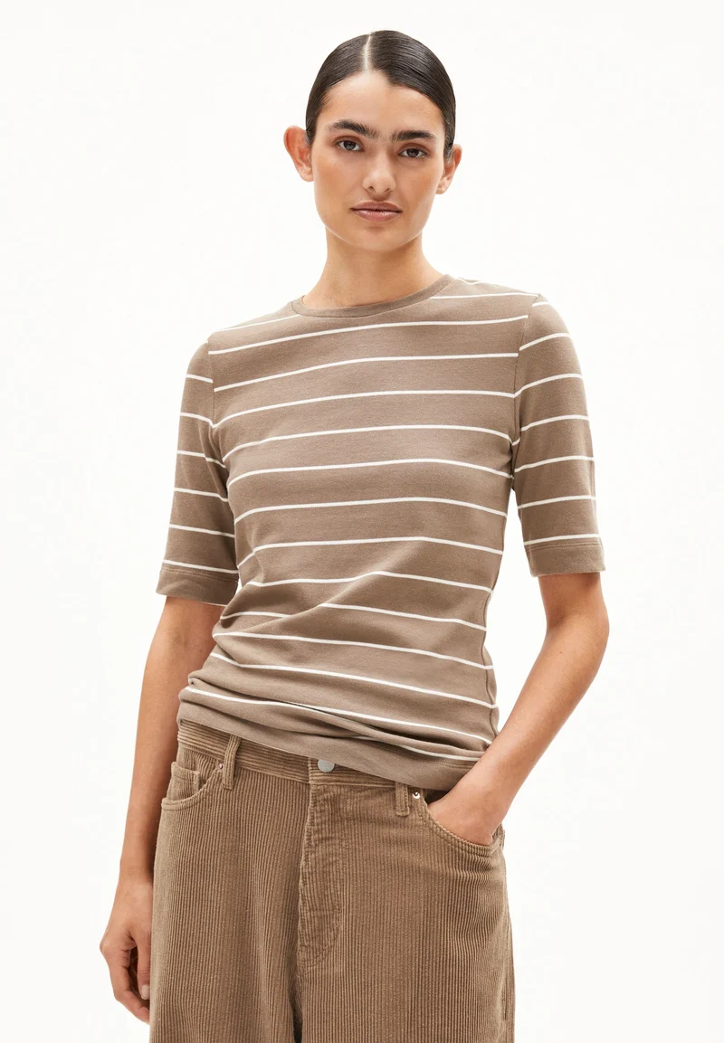 JAANISARA GESTREIFTES T-SHIRT | walnut cream-oatmilk