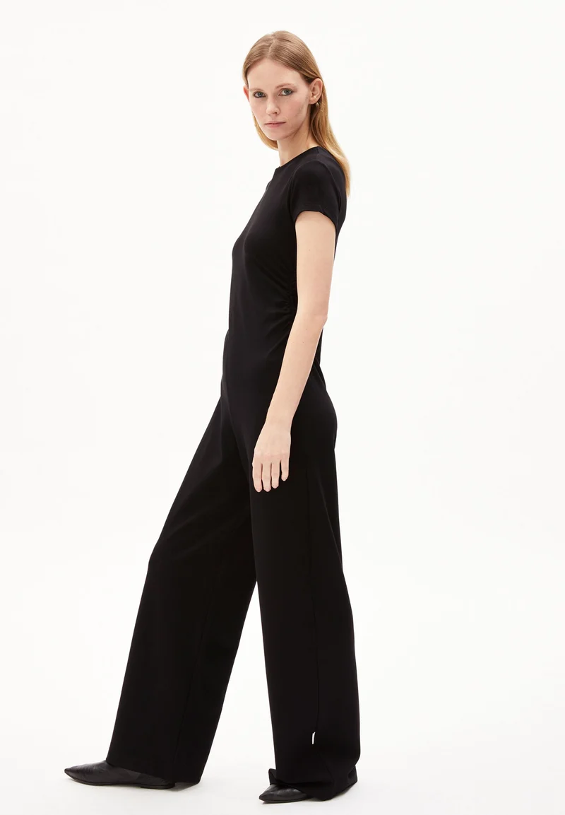 DULCIAA | black