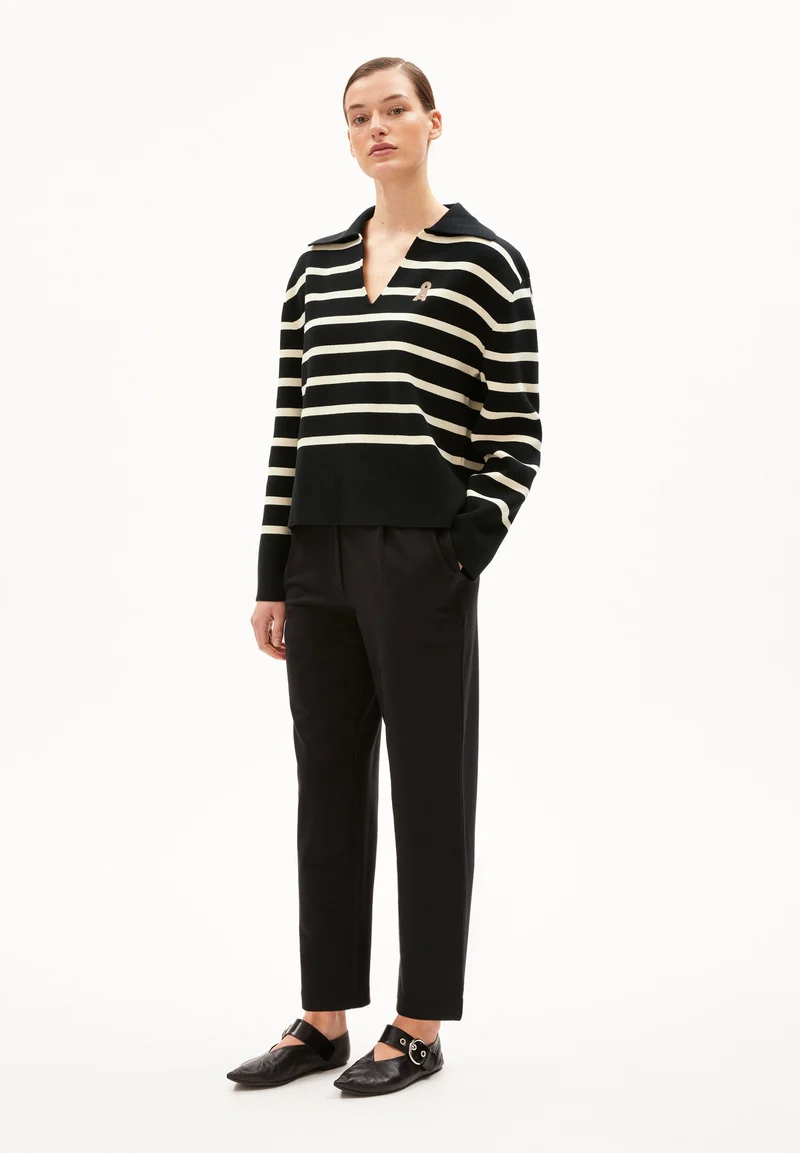 LIRAA LOU | black