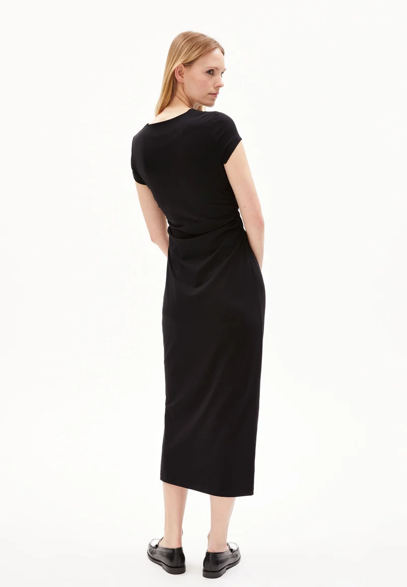 ADAAJA | black
