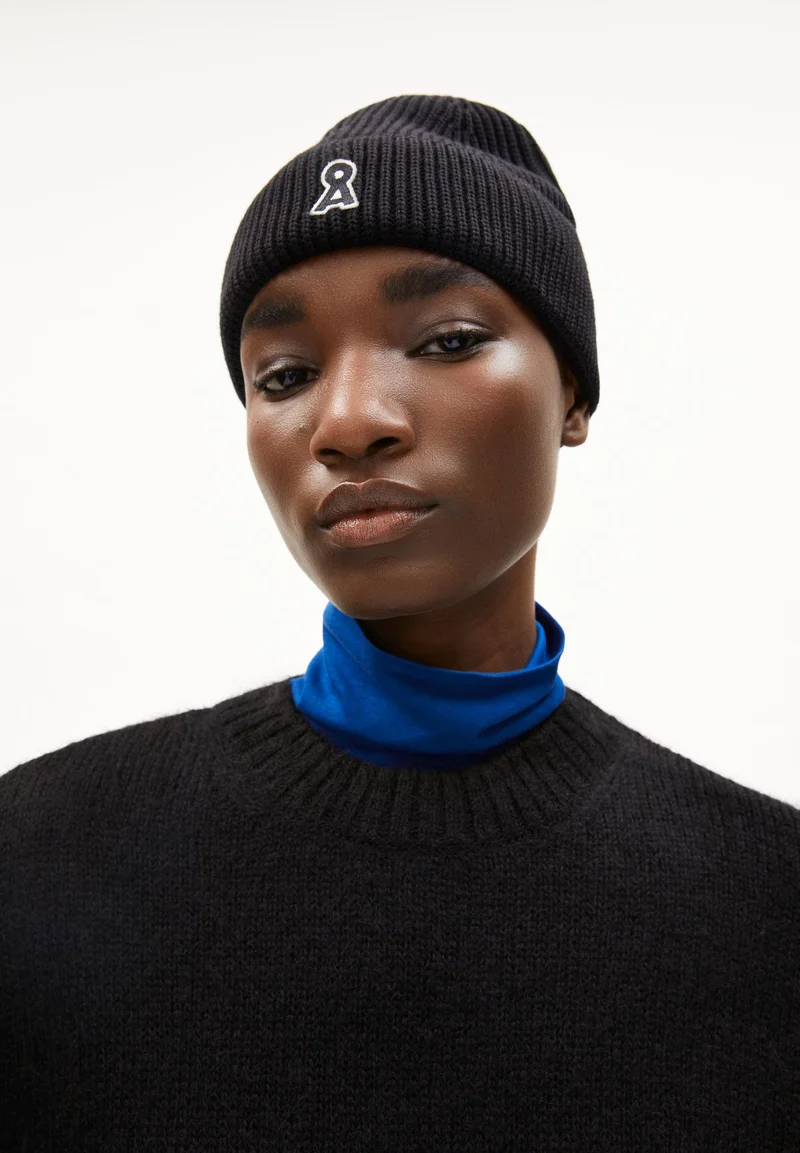 NILDAAO ICONIC | black
