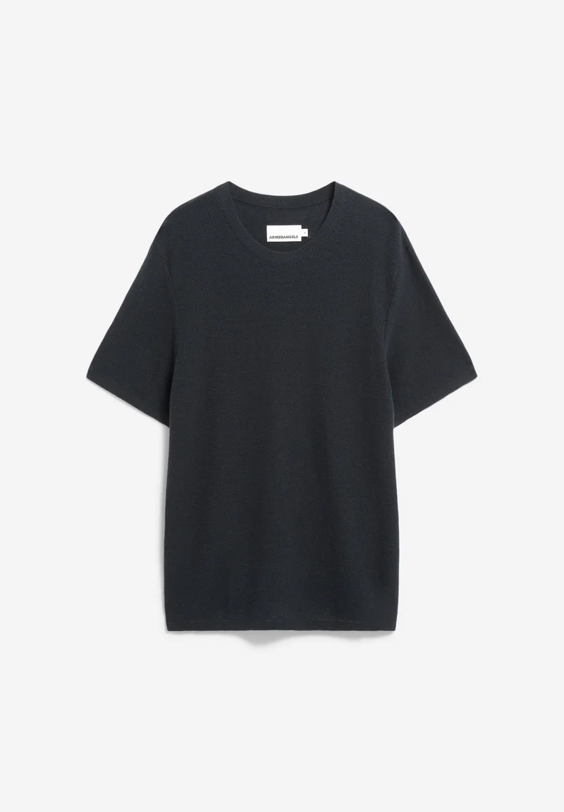 ERWAAN LINO | black