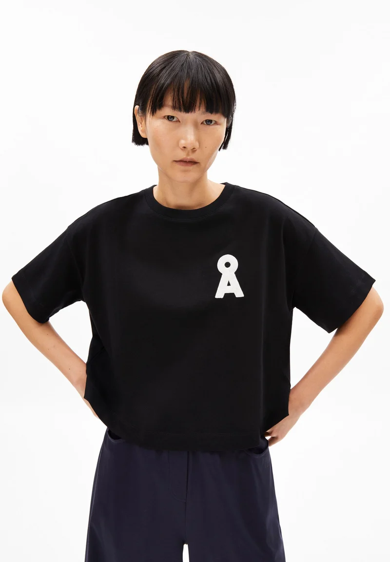 ALBERTARAA T-SHIRT | black