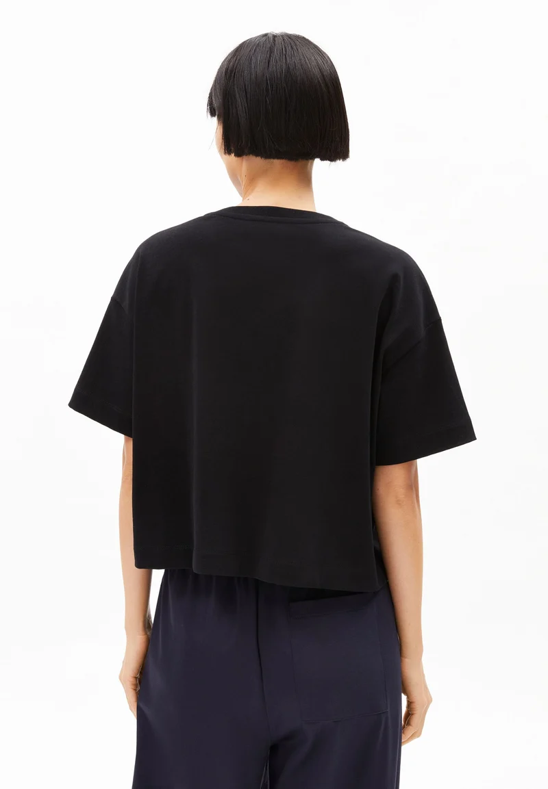 ALBERTARAA T-SHIRT | black