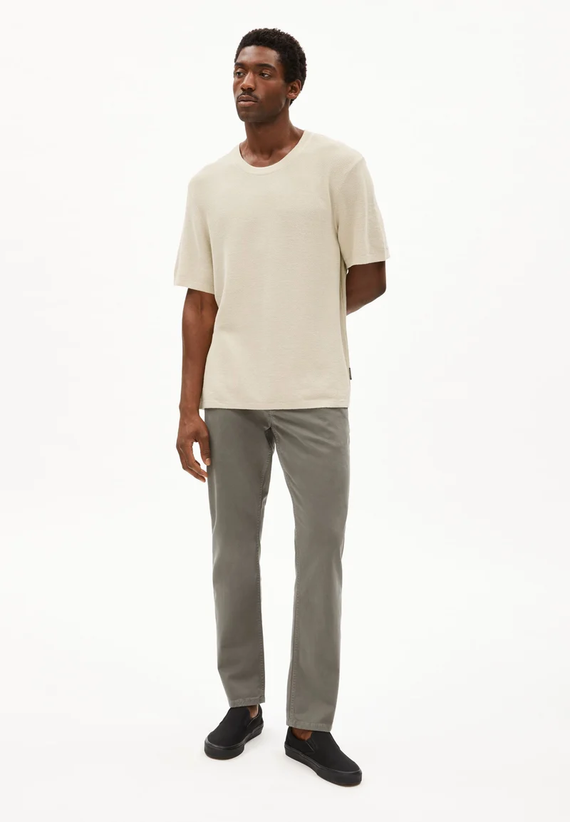 ERWAAN LINO | raw white