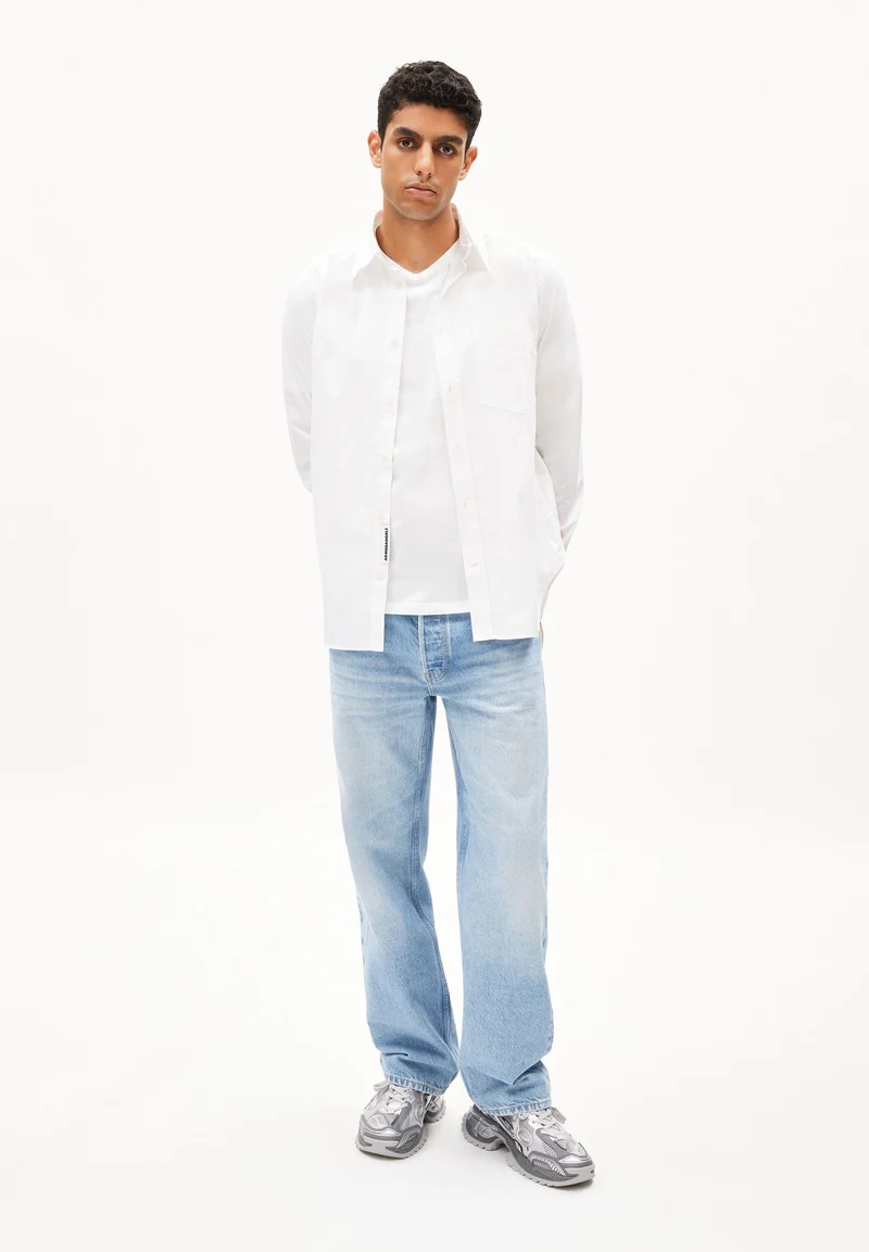 GAVRAA | white
