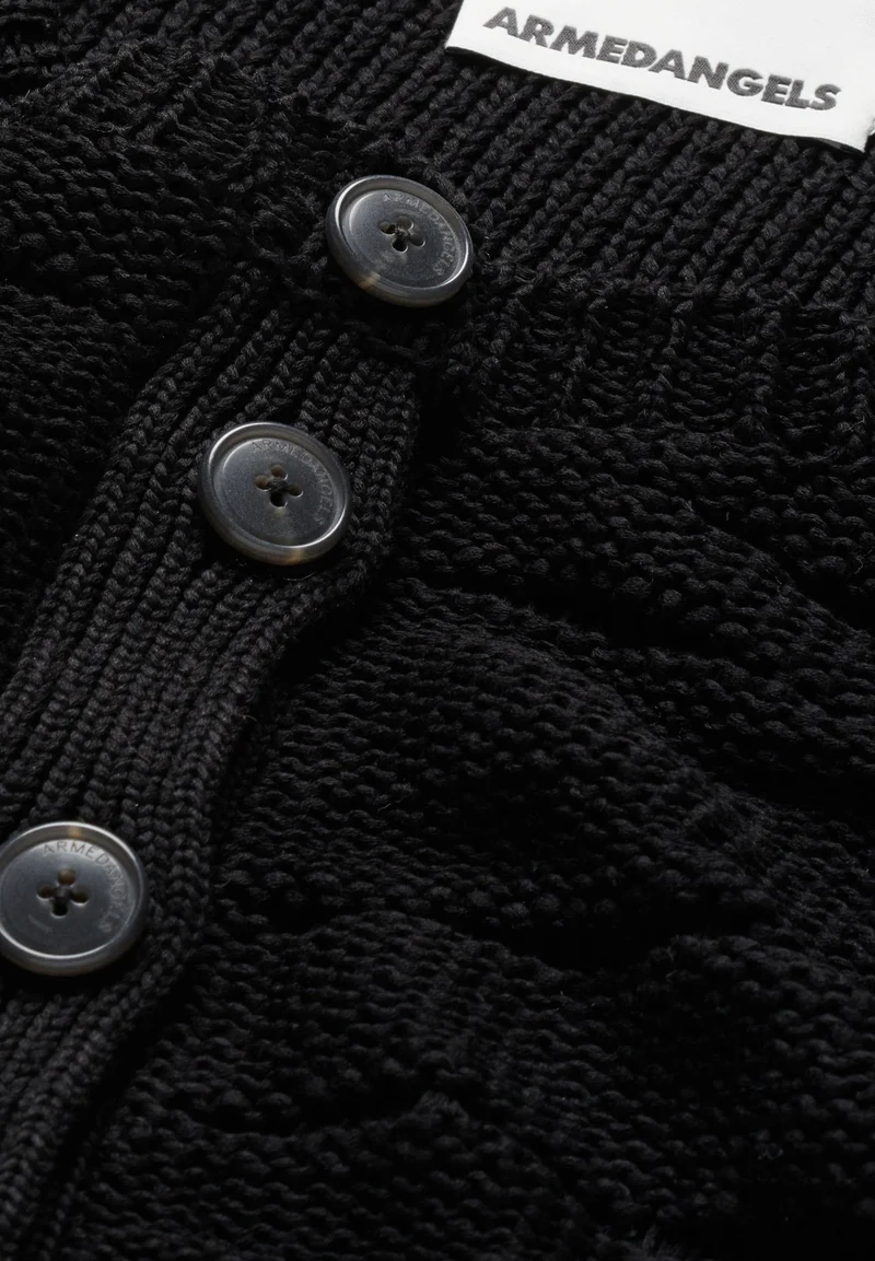 GILAAH | black