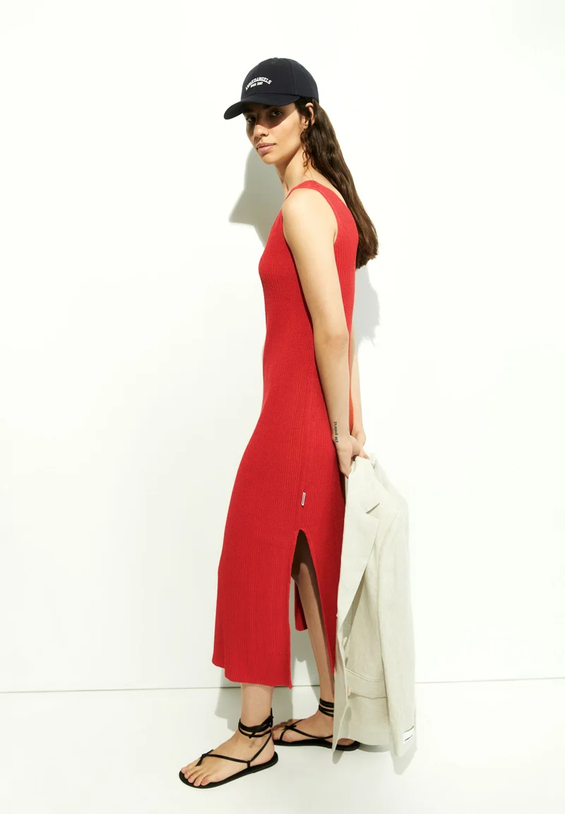 LEINEN-MIX STRICKKLEID | coral blush