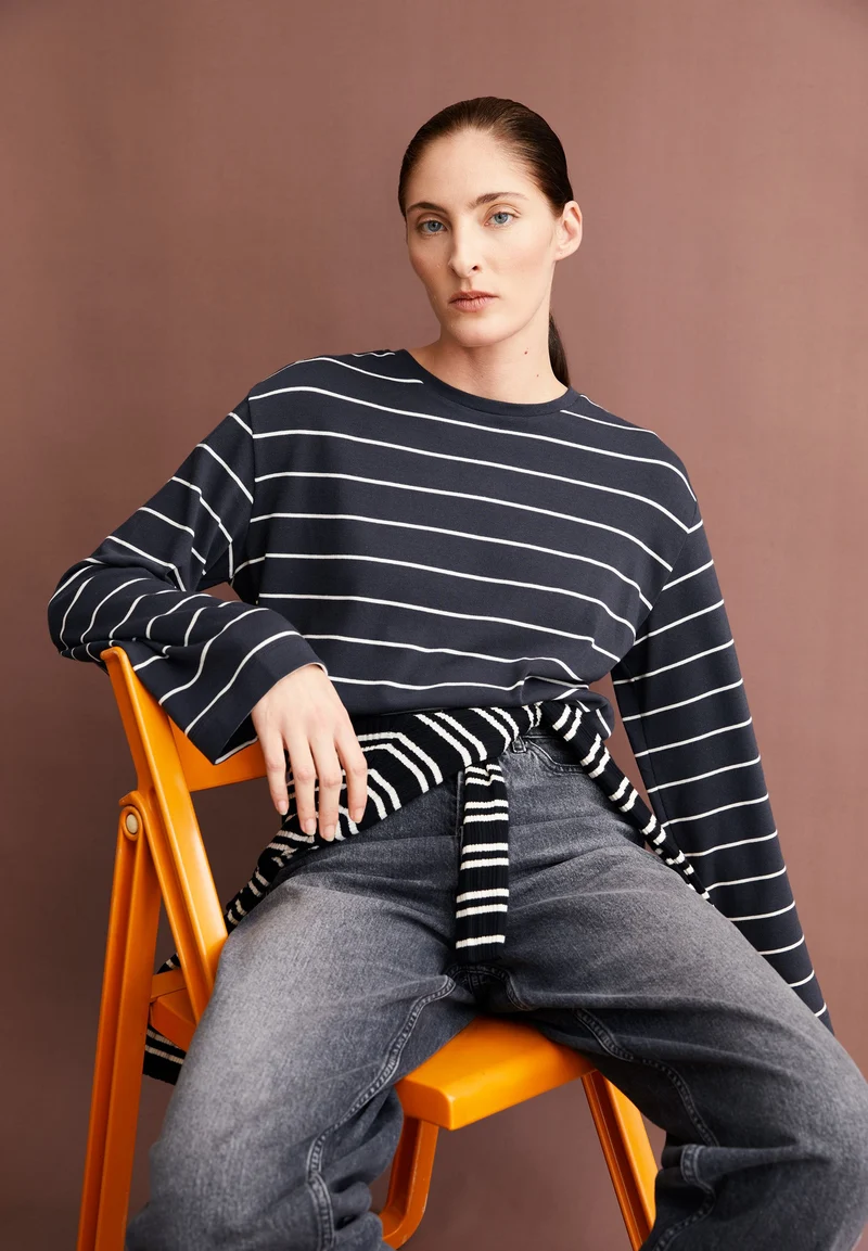 MARYNAA GESTREIFTES LANGARMSHIRT | dark steel-oatmilk