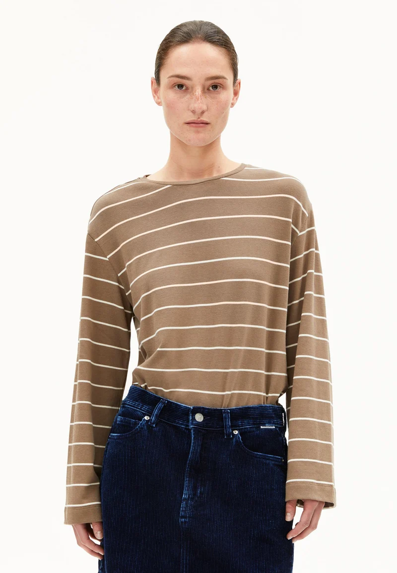 MARYNAA FINE STRIPE
