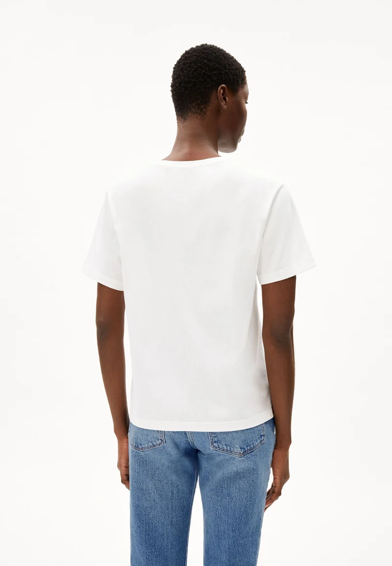 MAARLARA NESTLING | white