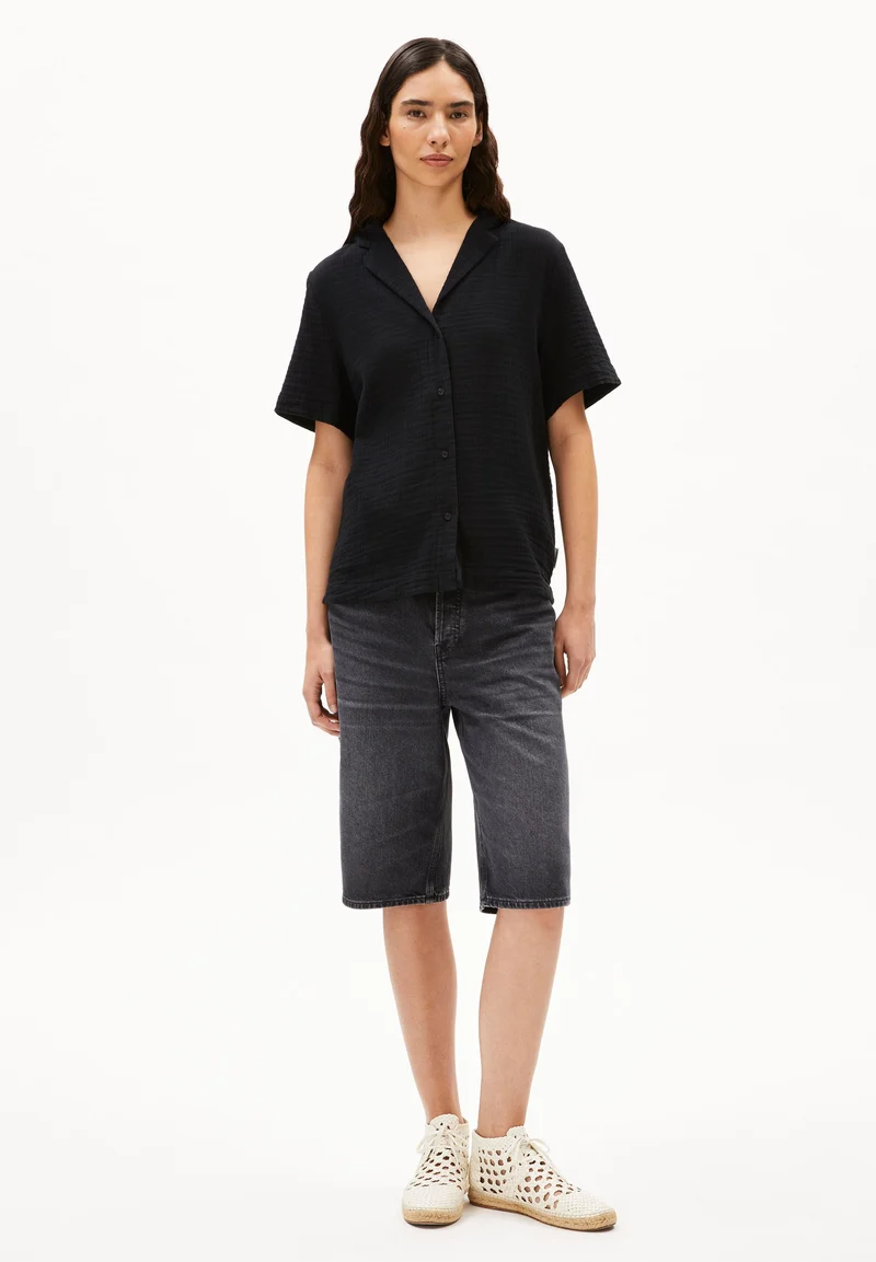 MAAITE MUSSELIN | black