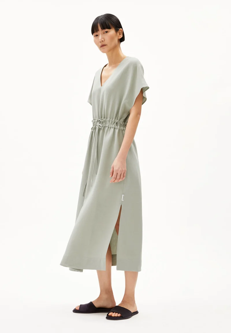 MAAHOLINA LINO | seagreen