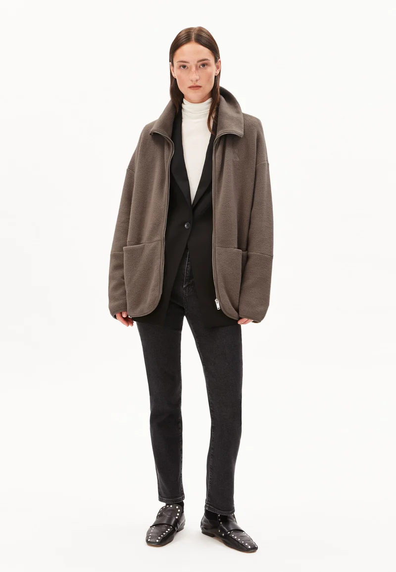 ANAAWIL | walnut cream
