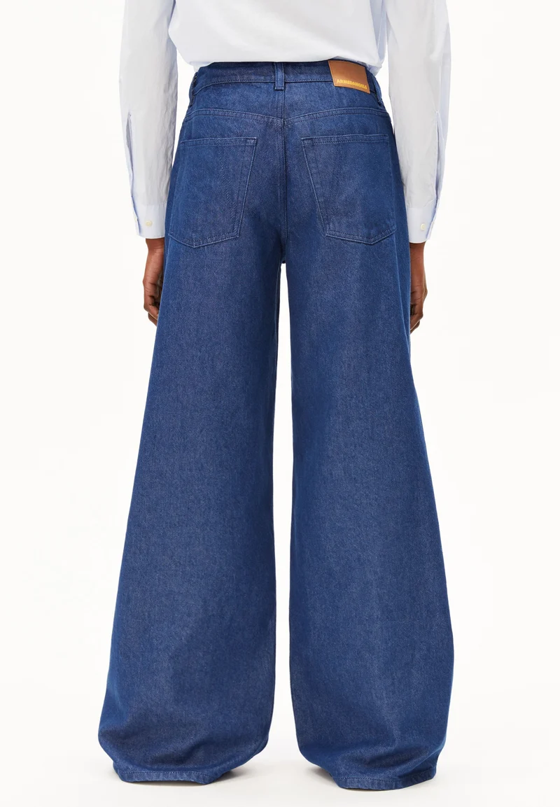 ASTRAEAAS MID WAIST WIDE JEANS | rinse