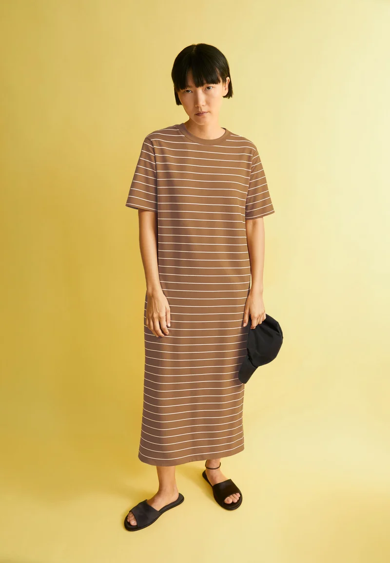 XELINAA FEIN GESTREIFTES MIDI-KLEID | pale umber-undyed