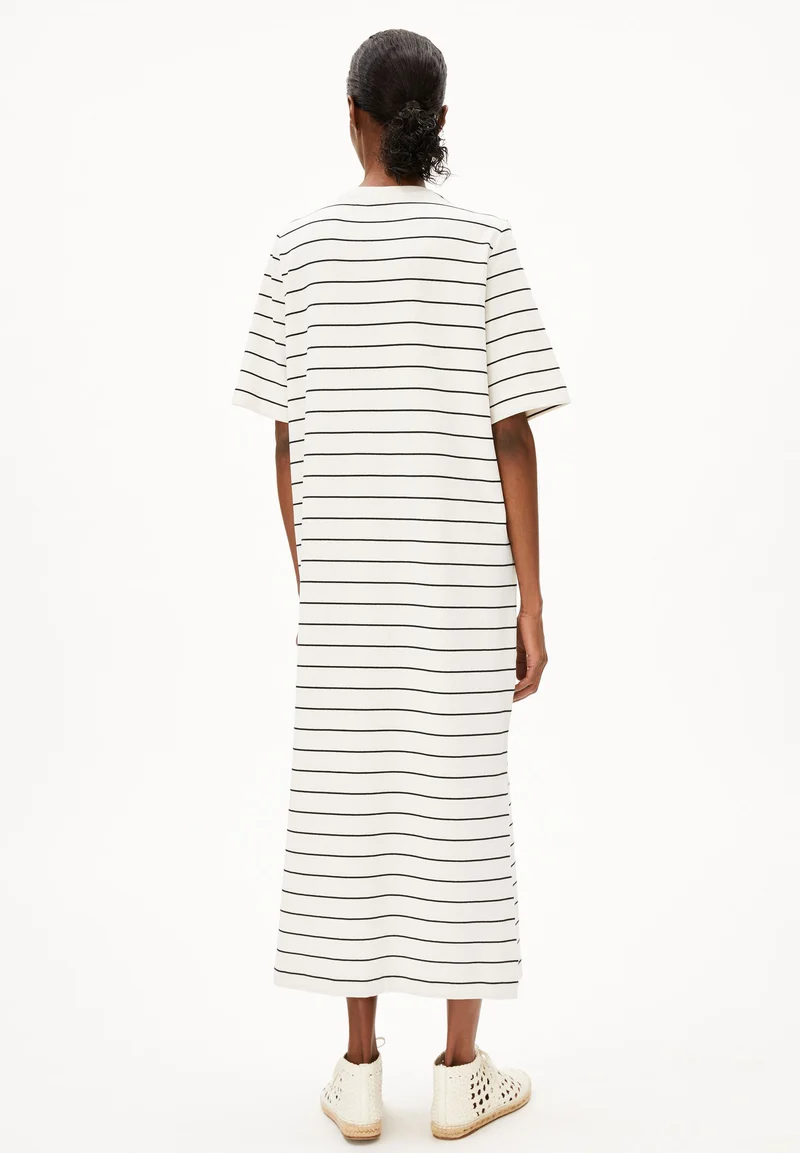 XELINAA FEIN GESTREIFTES MIDI-KLEID | undyed-black