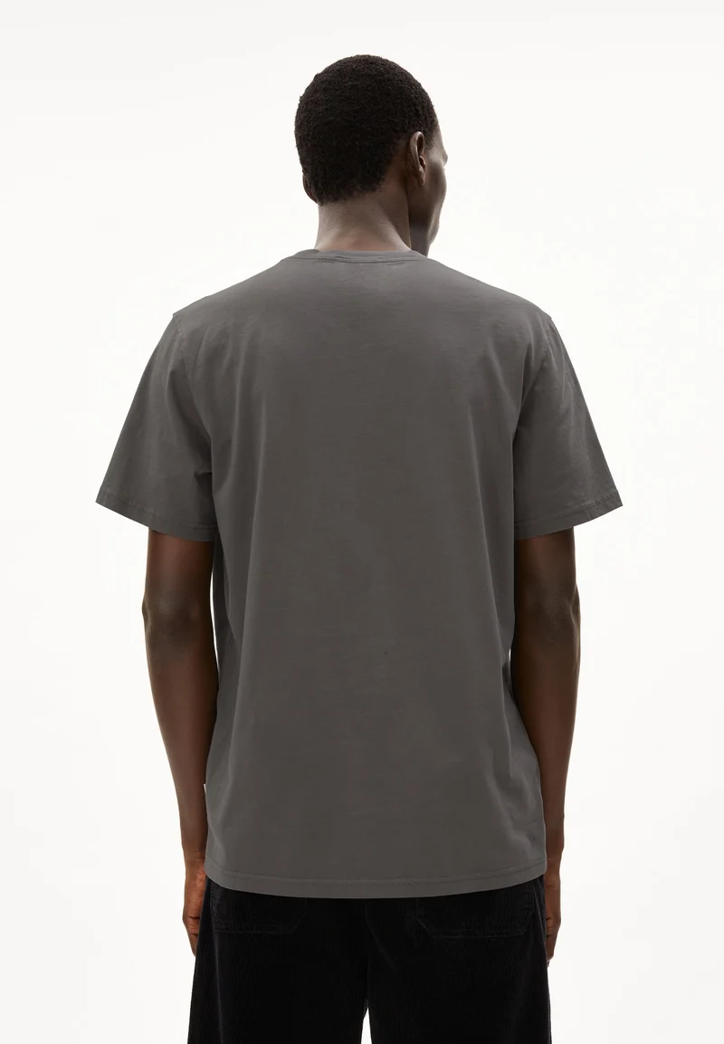 AADONI NESTLING | iron cast