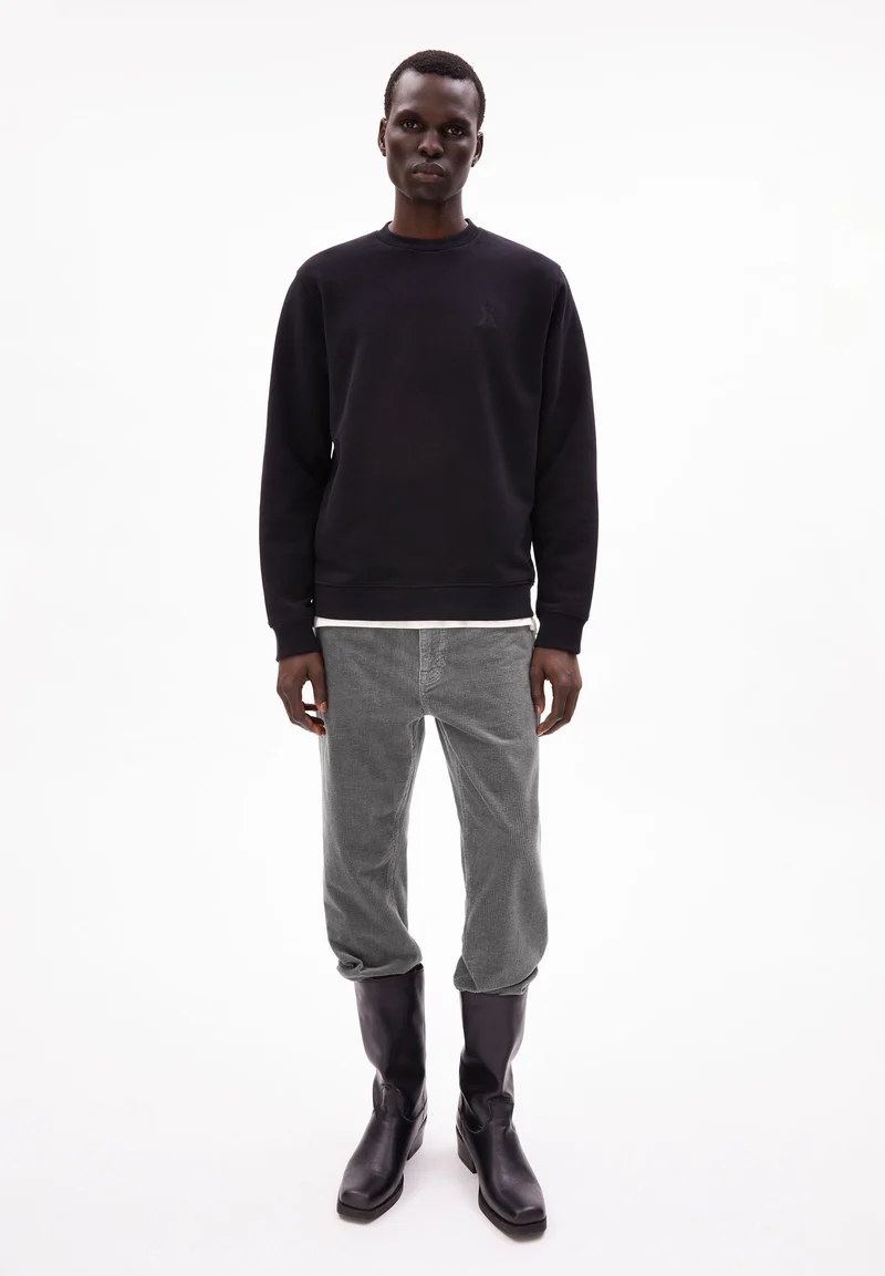 BAARO NESTLING | black