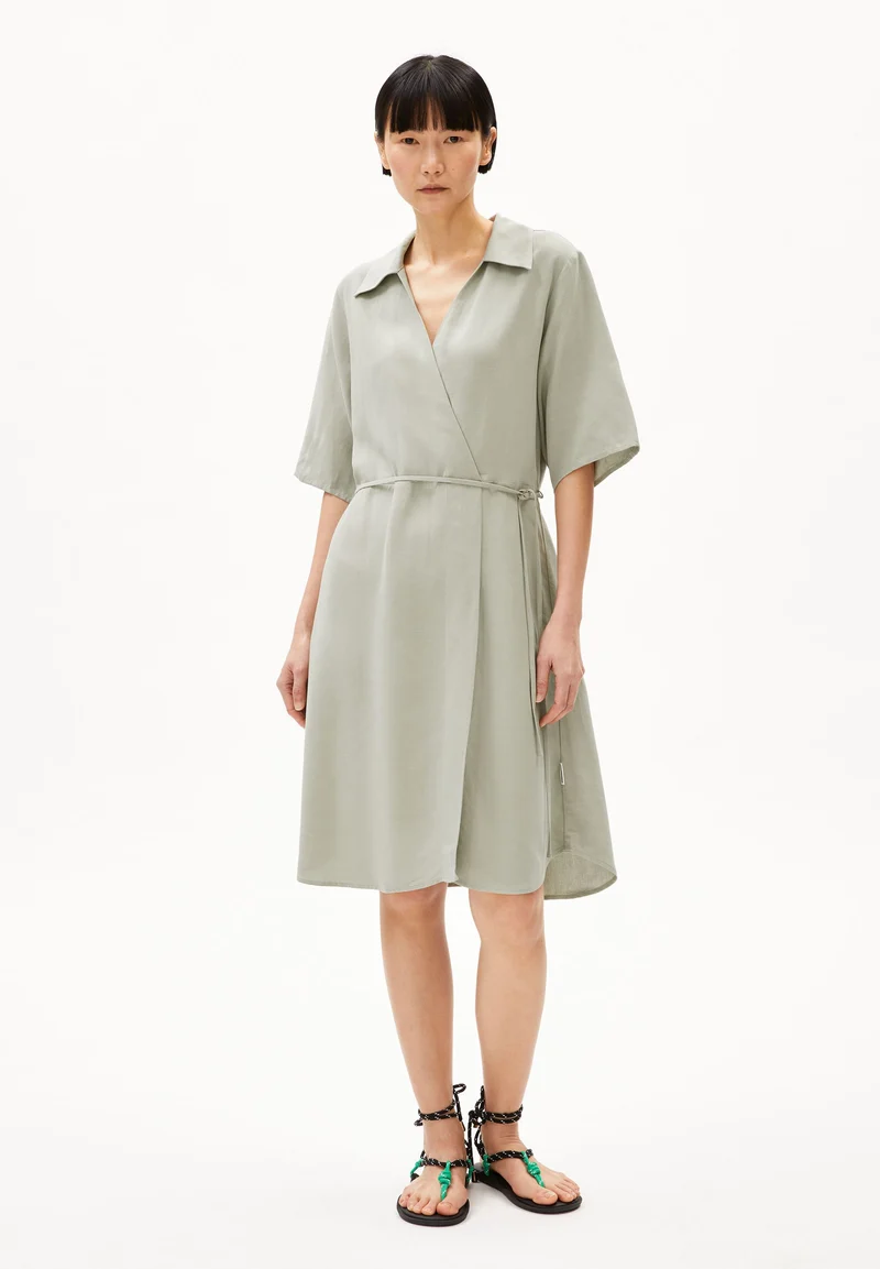FEMNAAMI LINO | seagreen